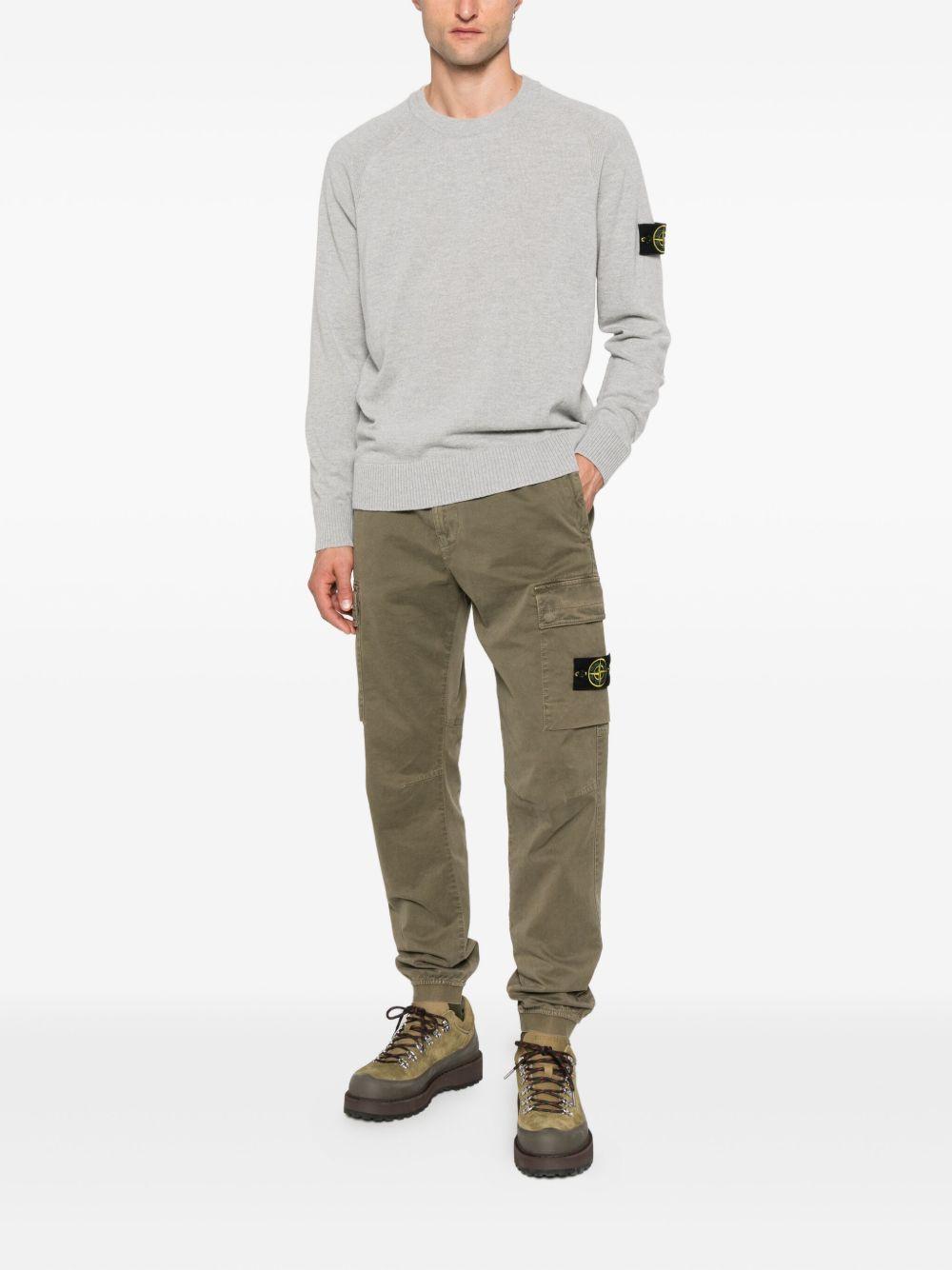 Cargo verde con orli elasticizzati 