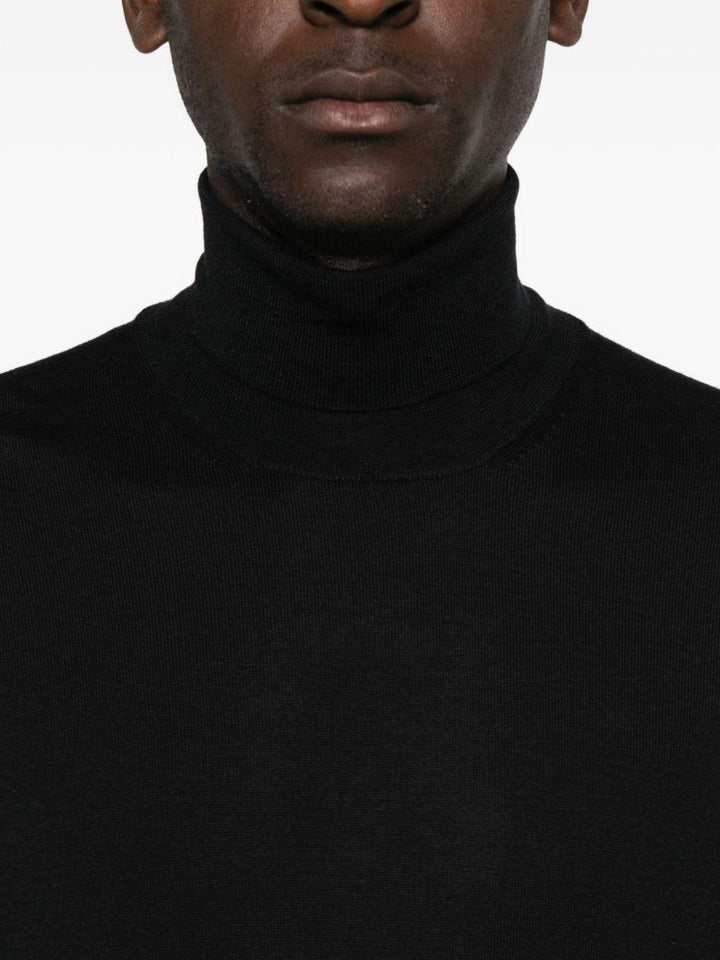 Maglione a collo alto nero 
