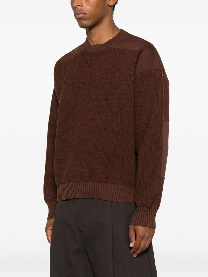 Maglione marrone girocollo 
