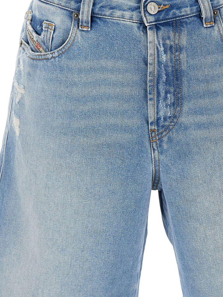 Shorts in denim strappato denim 