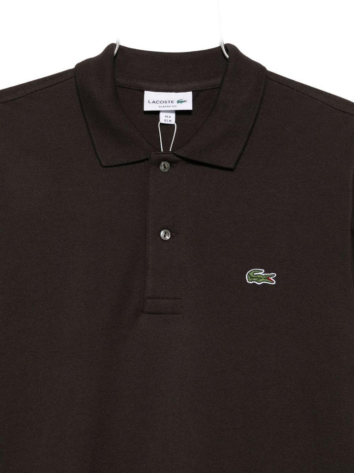 Polo marrone scuro con colletto a coste 
