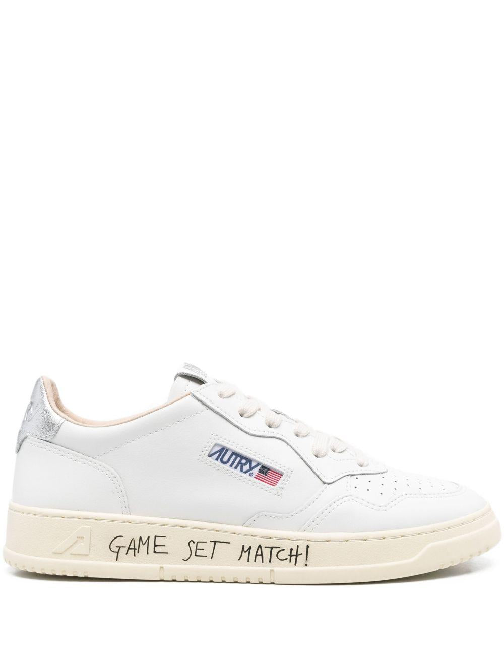 Sneakers bianche Medalist in pelle con inserto metallizzato 
