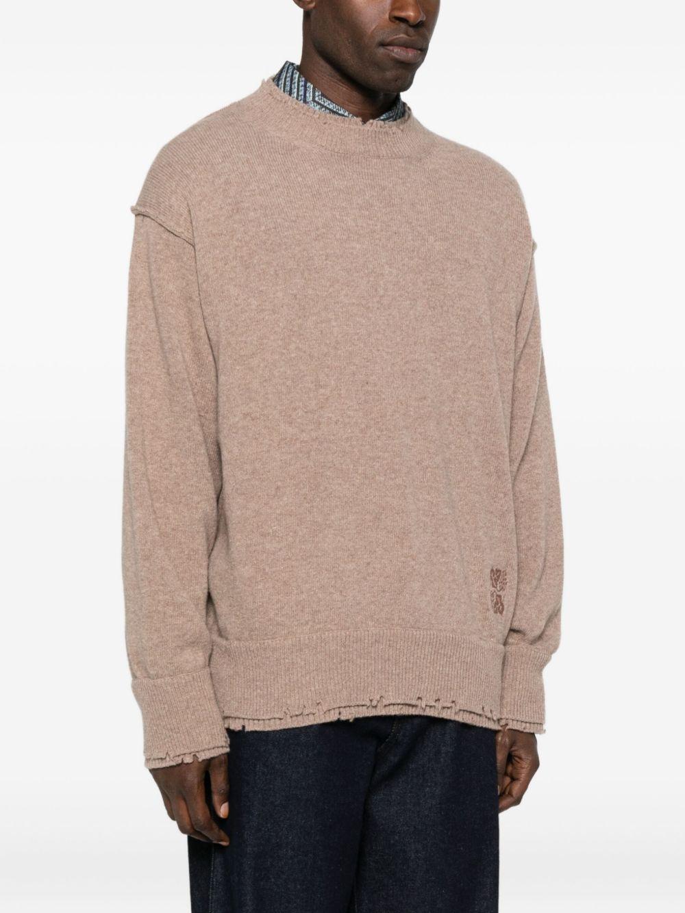 Maglione taupe girocollo effetto vissuto