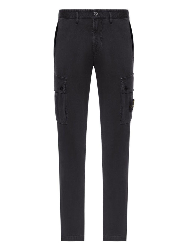 Pantaloni neri con tasche cargo 