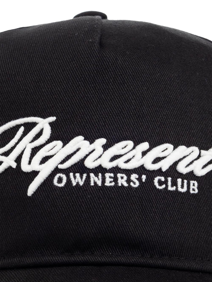Cappello da baseball nero con logo ricamato 