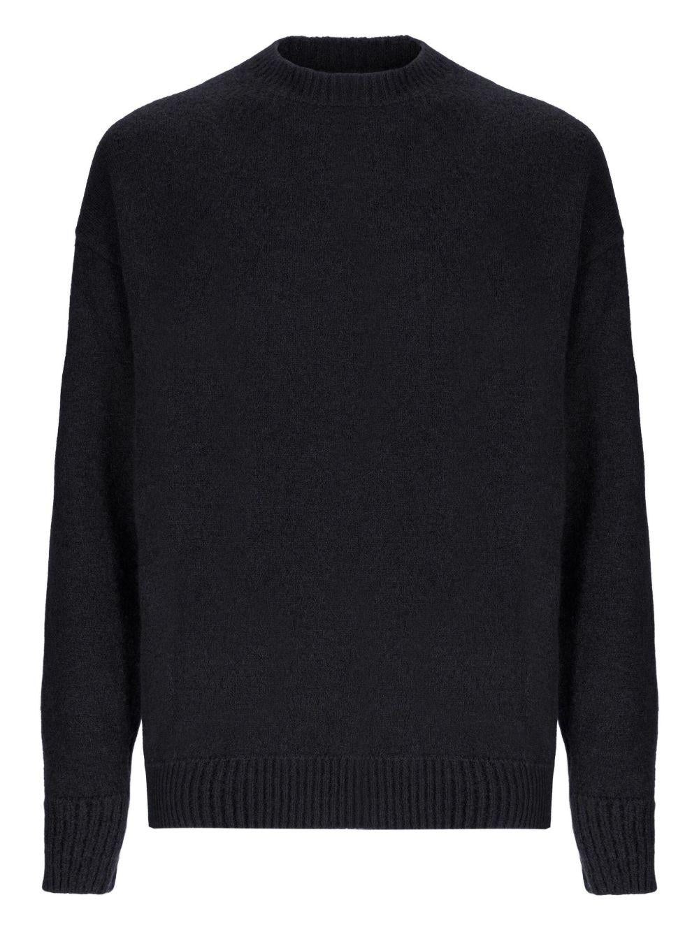 Maglione marrone con scollo rotondo 