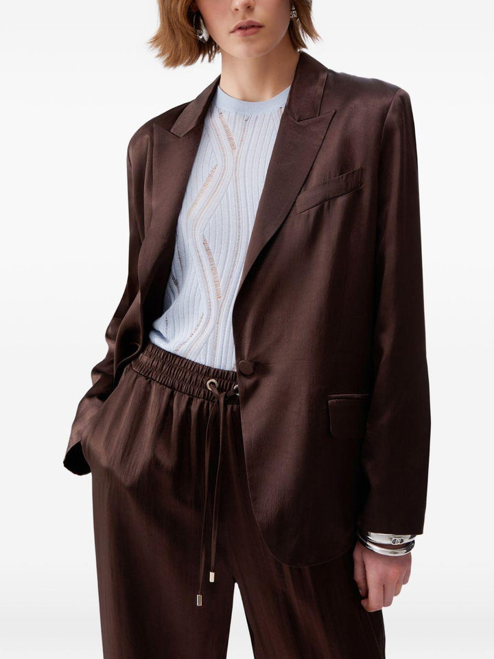 Blazer con cintura 