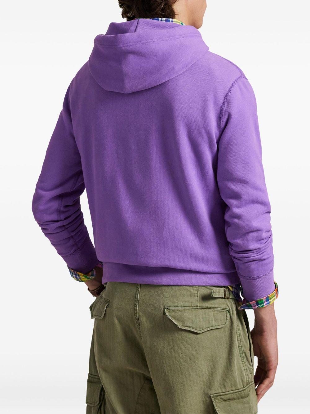 Felpa viola con cappuccio e logo ricamato 