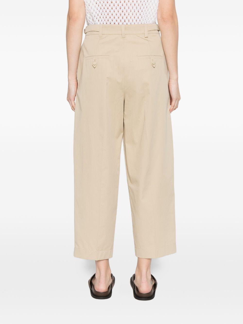 Pantaloni crop con pieghe 