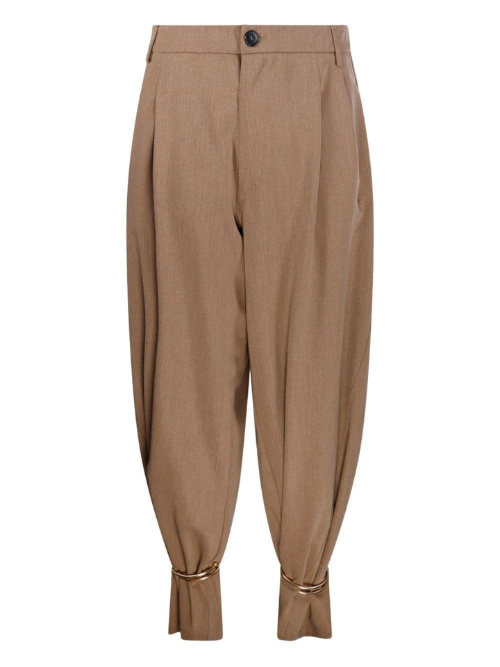 Pantaloni affusolati con pieghe 