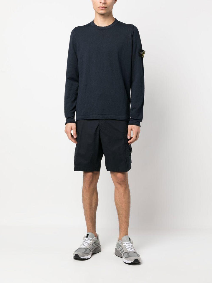 Maglione blu navy con applicazione 