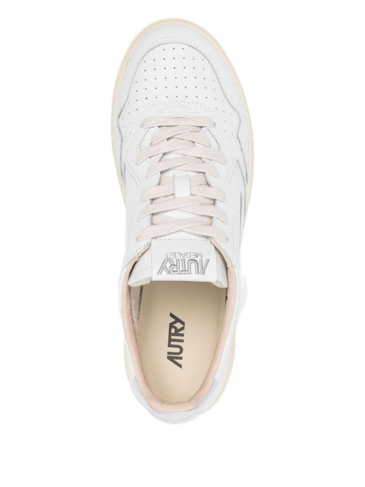 Sneakers bianche Medalist in pelle con inserto metallizzato 