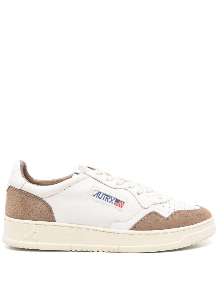 Sneakers bianche Medalist con inserti logo 