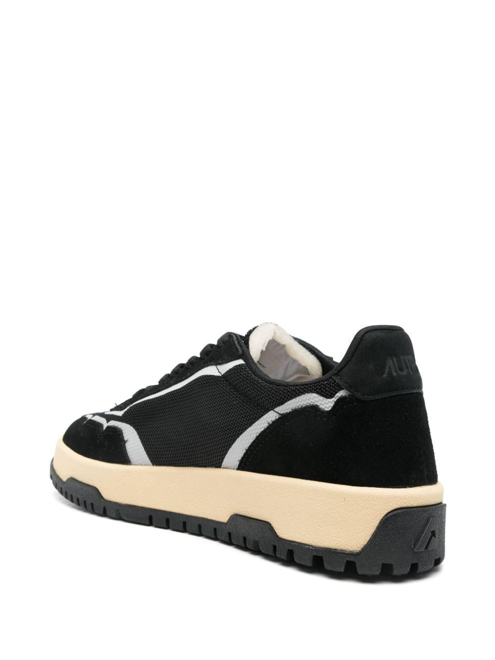 Sneakers nere Wild Pace 