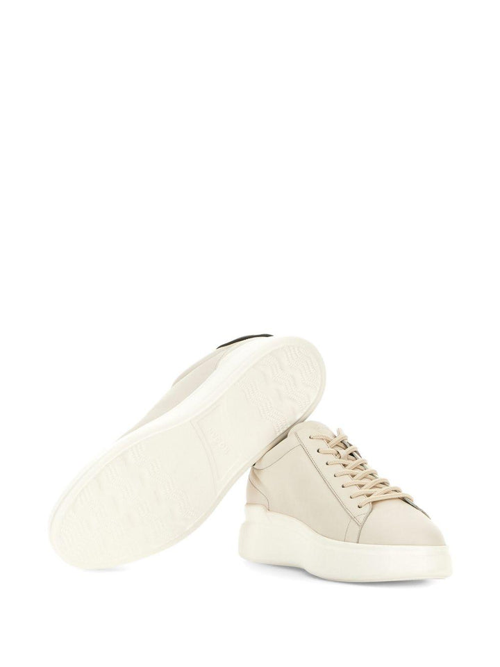 Sneakers beige chiaro H580 con suola chunky 