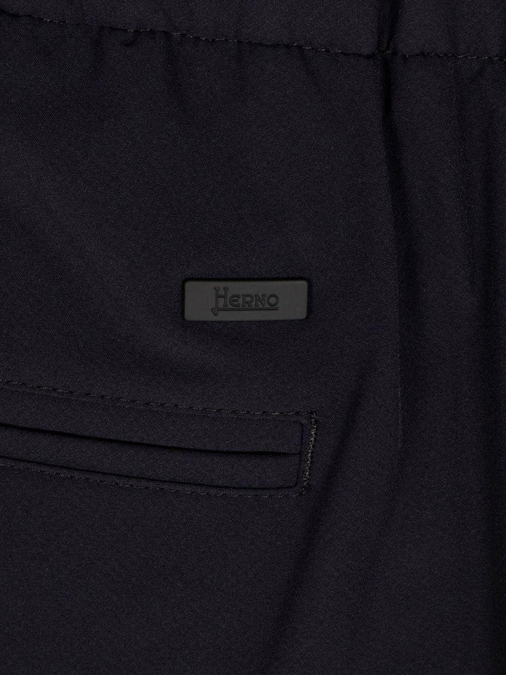 Pantaloni neri con coulisse 