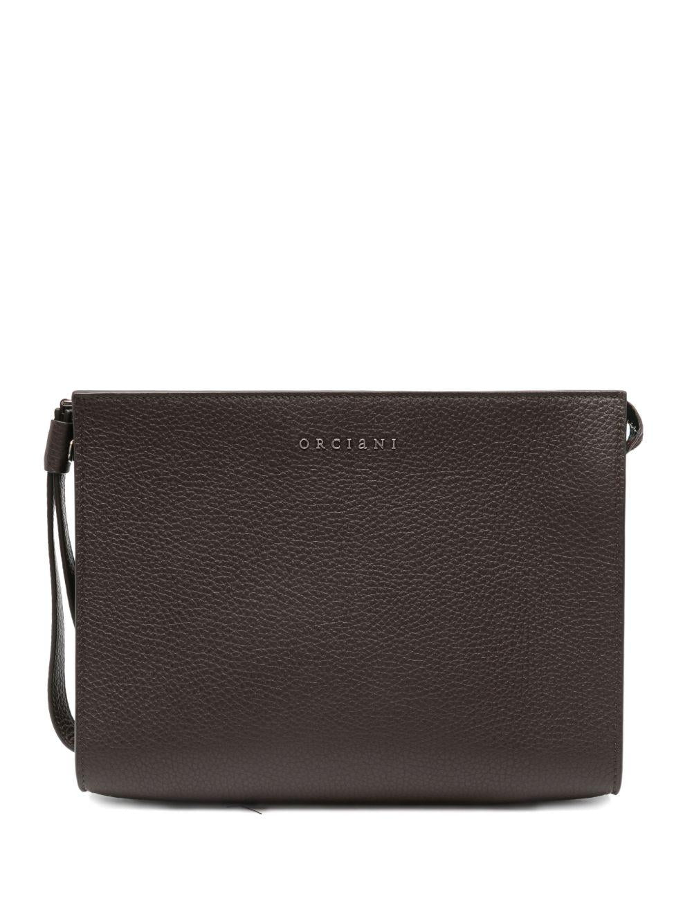Clutch marrone in pelle 