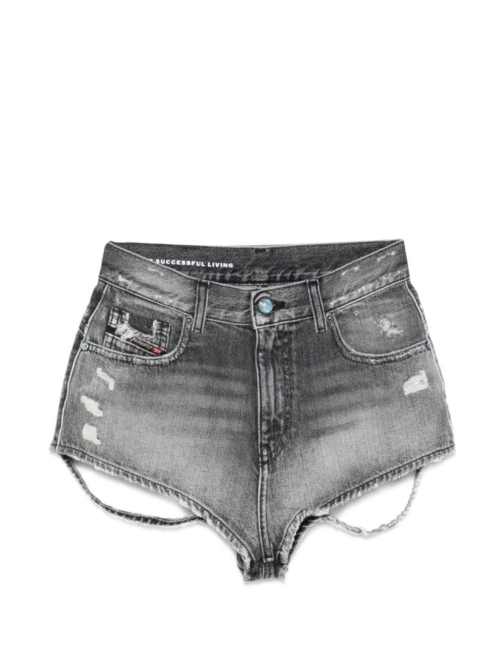 Shorts con effetto vissuto 
