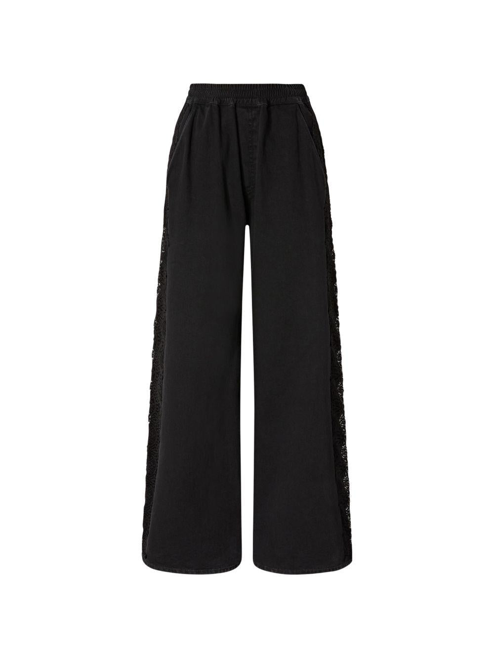 Pantaloni ampi 