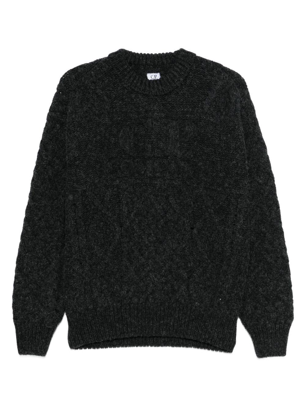 Maglione nero con ricamo 