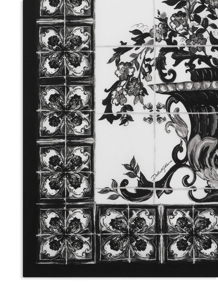 Foulard nero in seta con stampa grafica 