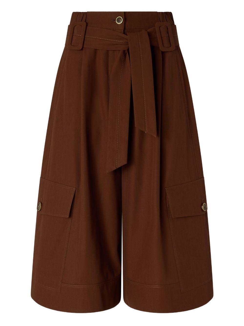 Shorts con cintura 
