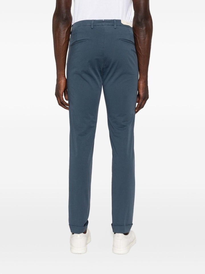 Pantaloni oceano con risvolto 