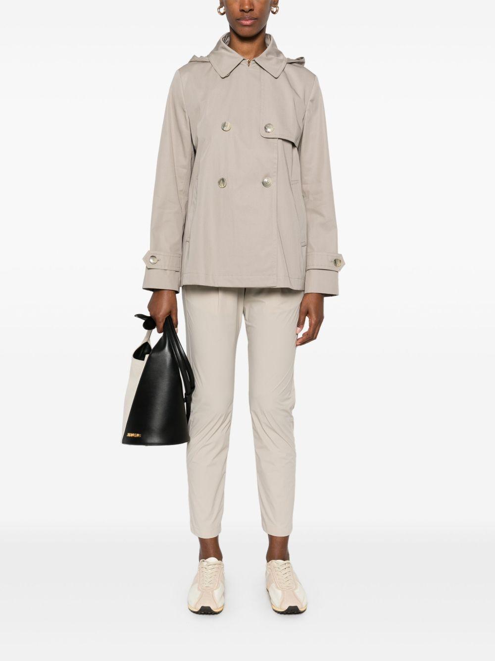 Trench corto 