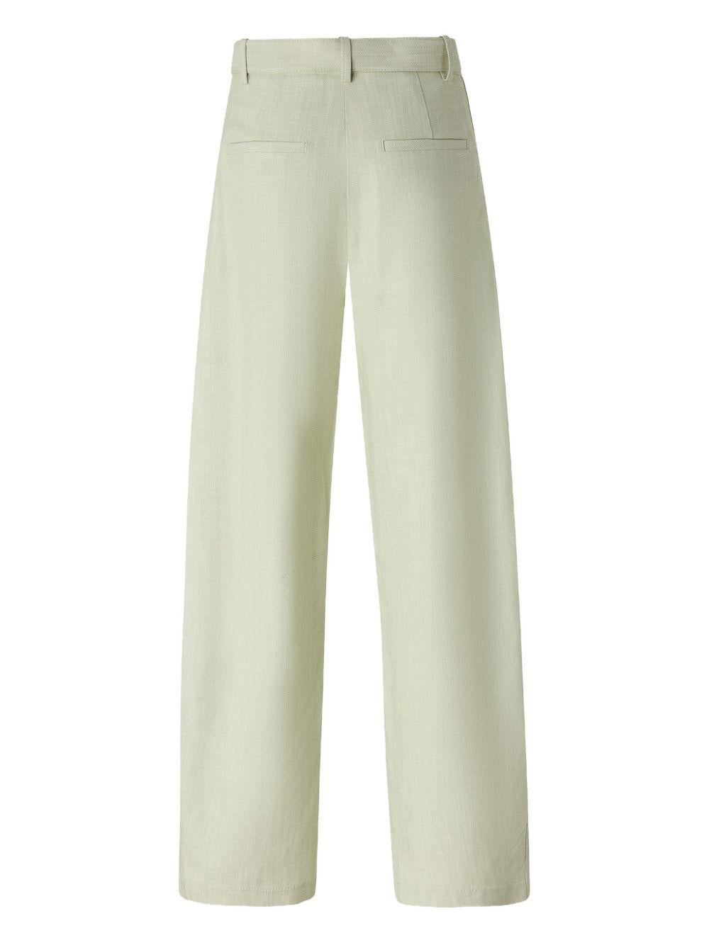 Pantaloni con cintura 