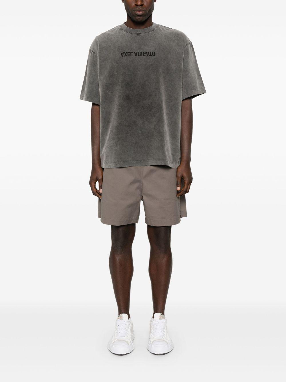 T-shirt Distort nero slavato 