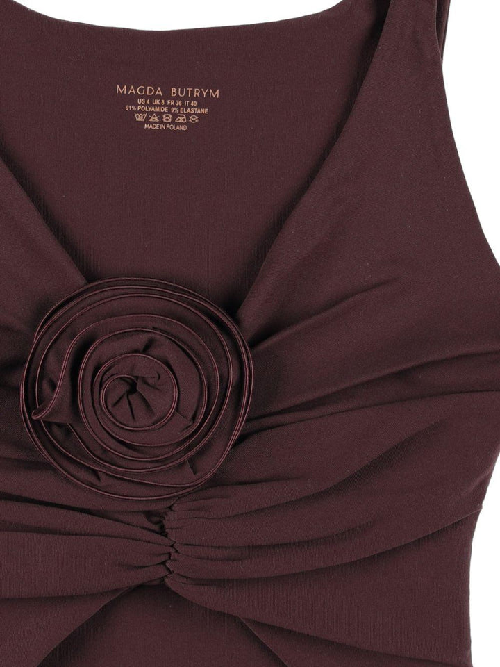 Top con dettaglio rosa 