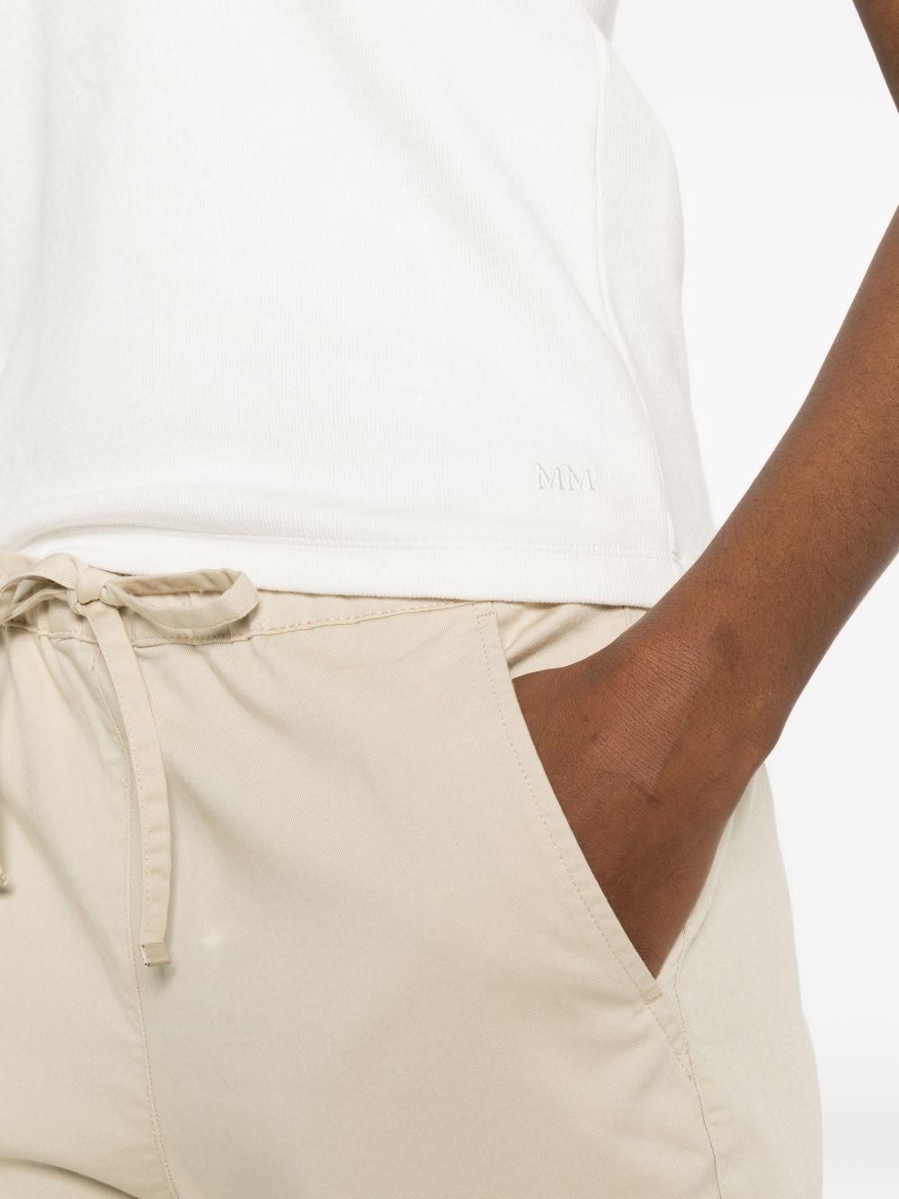 T-shirt Taglio 