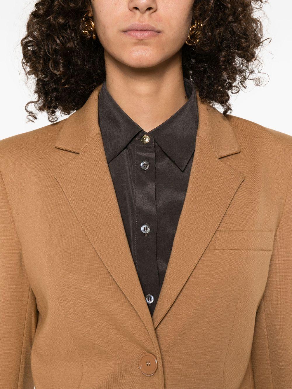 Blazer con revers a lancia 