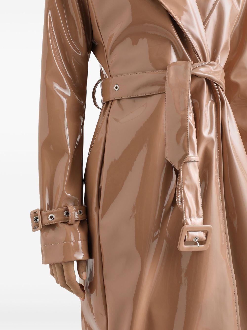 Trench con cintura 