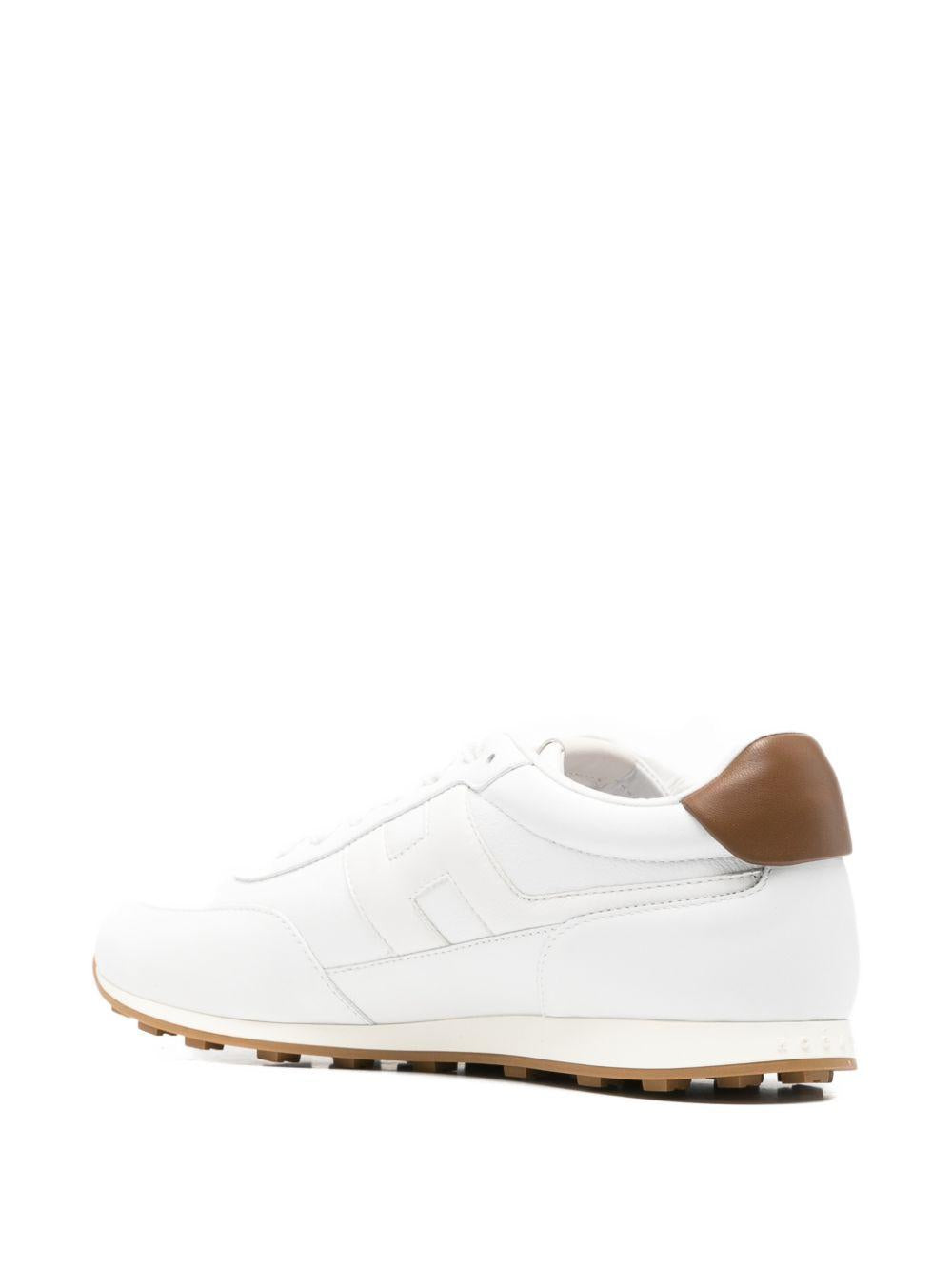 Sneakers logo-patch in pelle bianche 