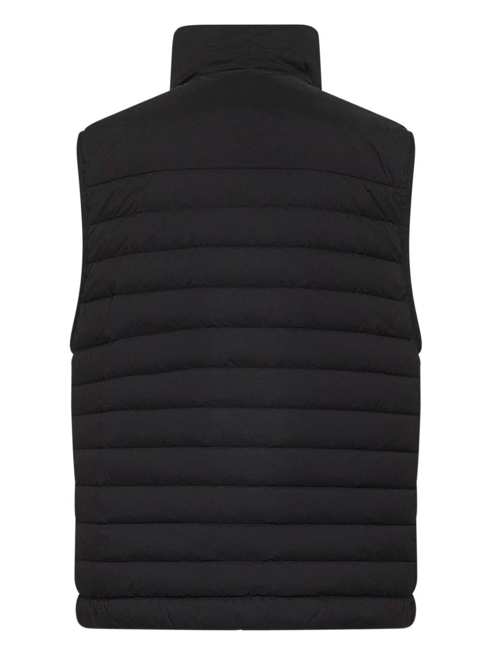 Gilet trapuntato a collo alto nero 