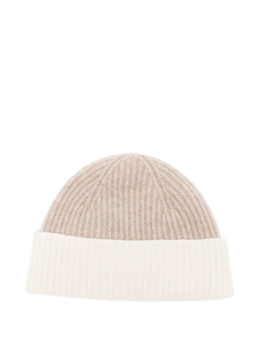 Berretto beige in lana a coste 