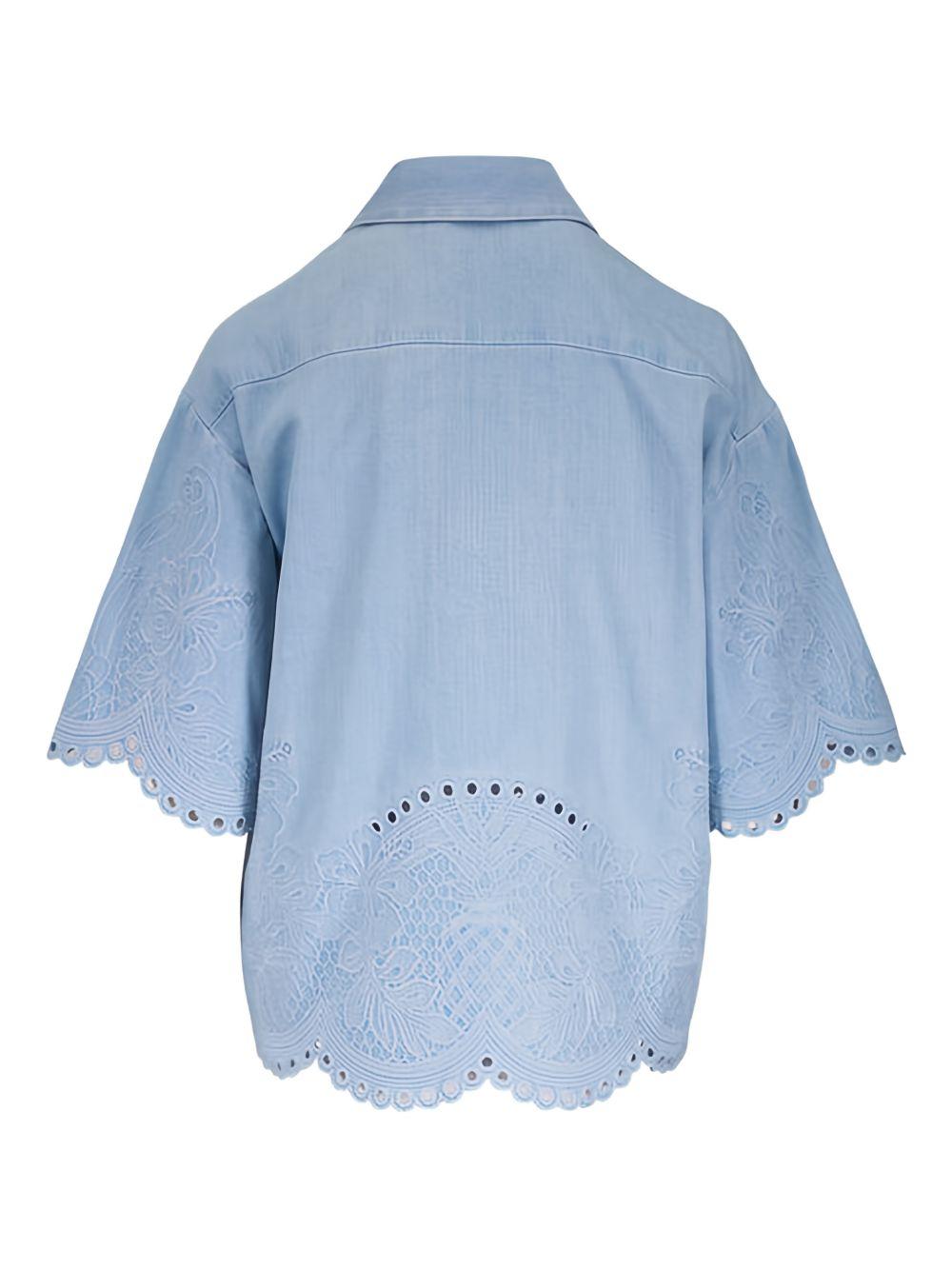 Camicia con ricamo 