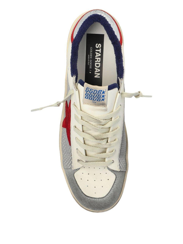 Sneakers Stardan grigio chiaro con applicazione stella e rinforzo a contrasto 