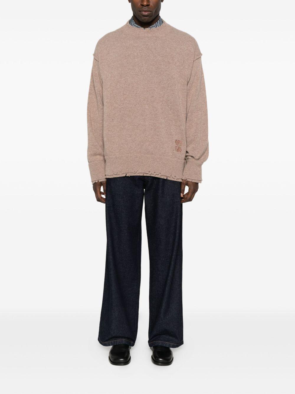Maglione taupe girocollo effetto vissuto