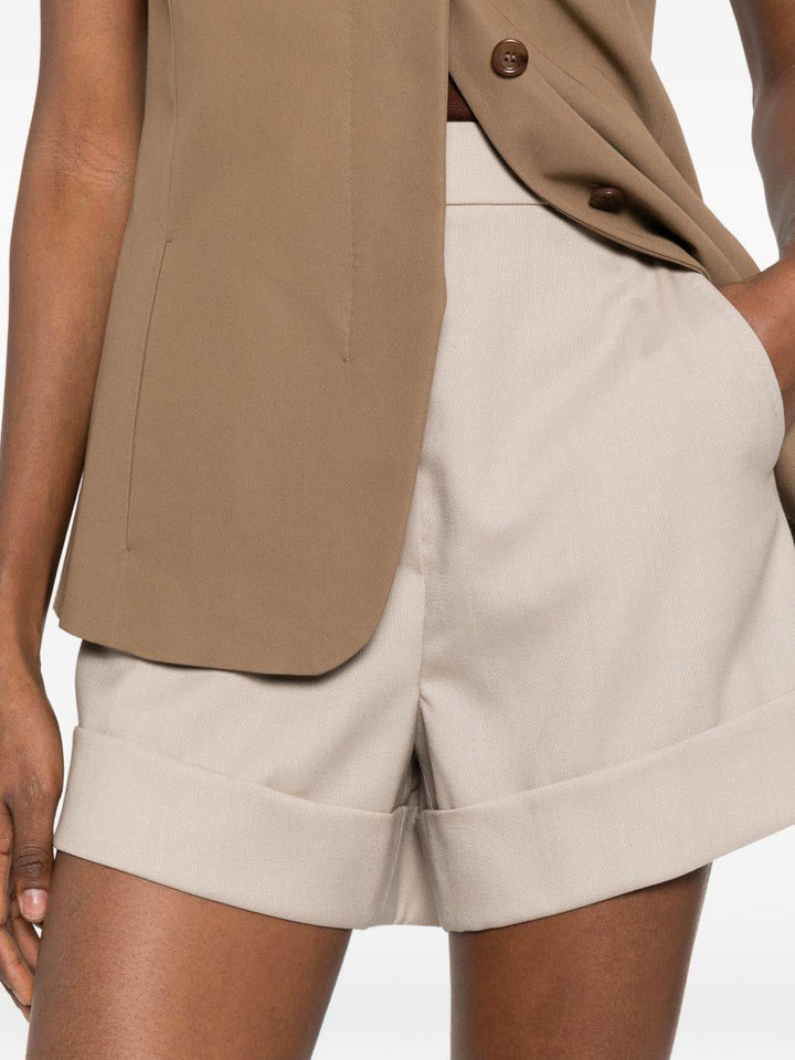 Short a vita alta Celebre 