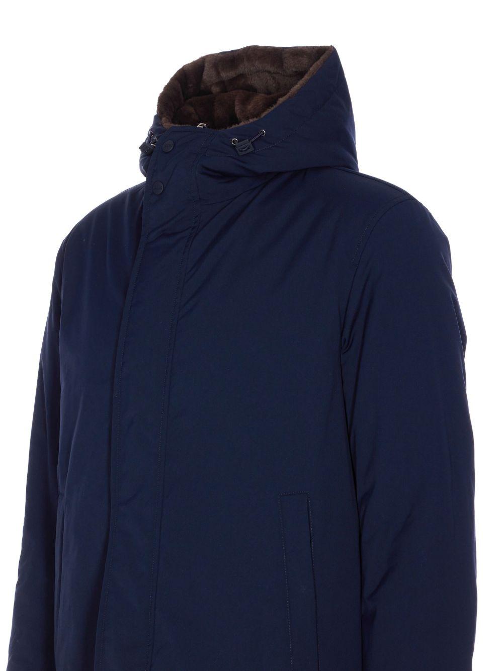 Parka blu navy con cappuccio e fodera in pelliccia sintetica