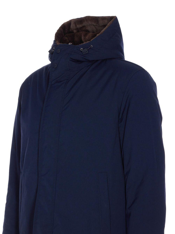 Parka blu navy con cappuccio e fodera in pelliccia sintetica