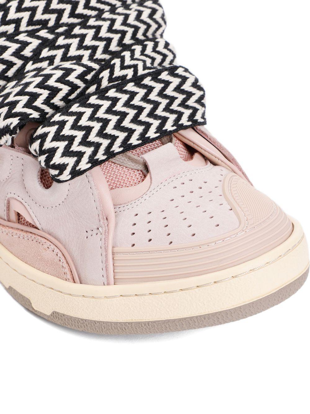 Sneakers Curb 