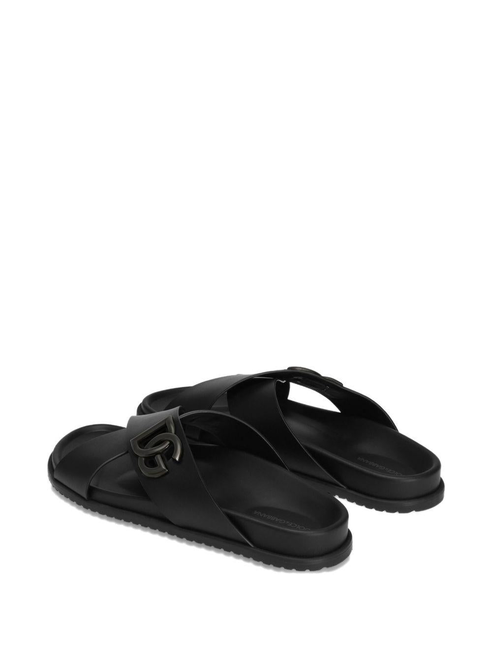 Sandali slides neri con fascia e logo 