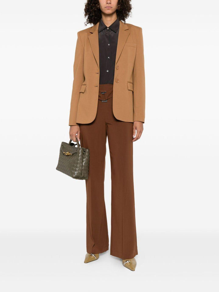 Blazer con revers a lancia 