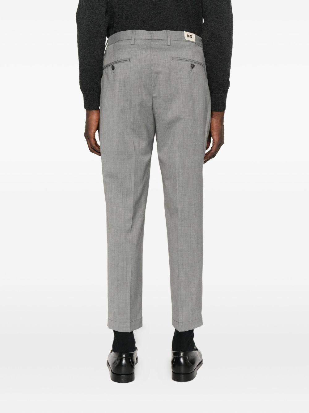 Pantaloni grigi con pieghe frontali Portobello 