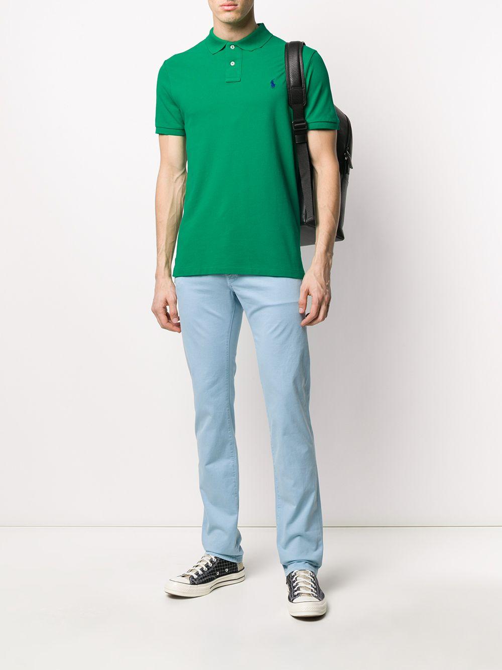 Polo verde con ricamo 