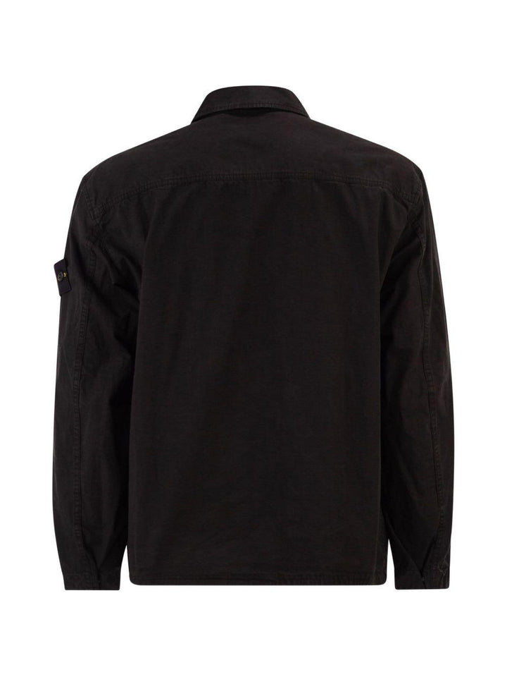Overshirt nera con tasche sul petto 