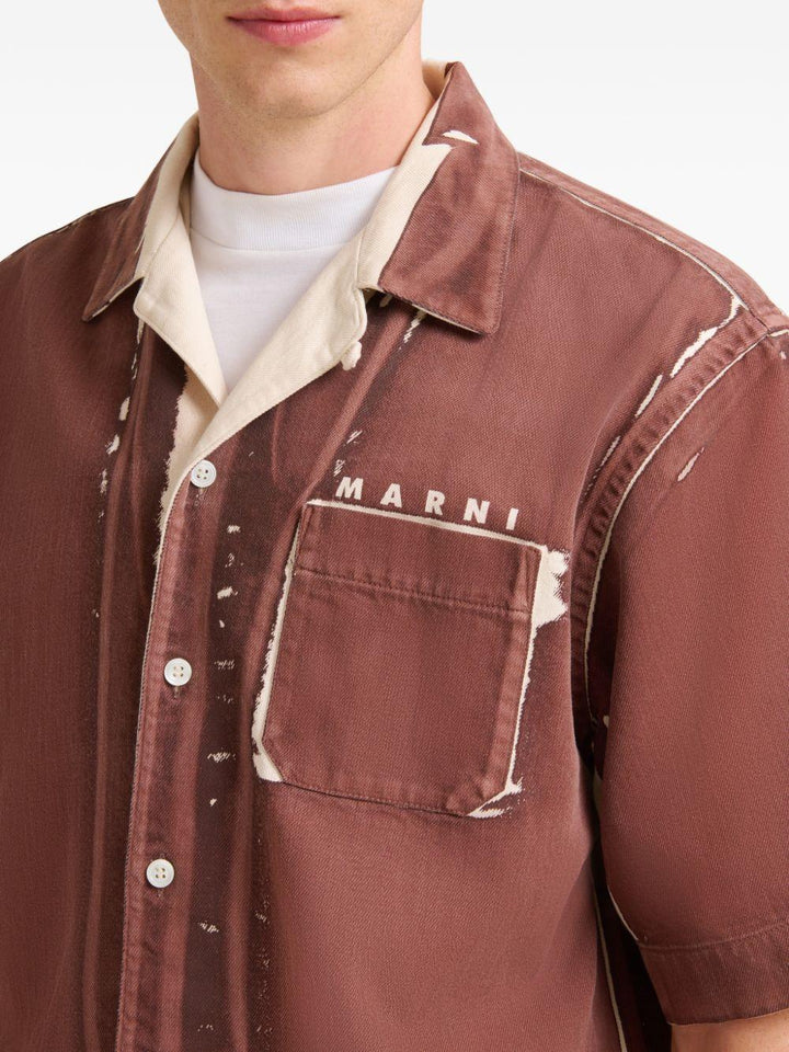 Camicia tobacco con logo ricamato